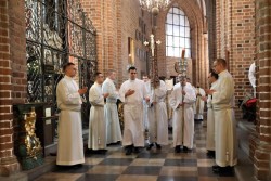 494451644 710136351359834 n 494451644 710136351359834 n