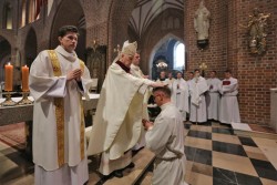 499524629 710135764693226 n 499524629 710135764693226 n